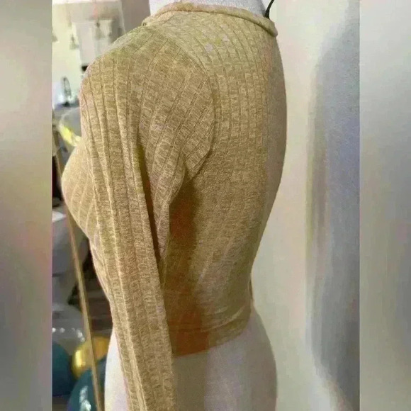 Mustard Yellow Forever 21 Fitted Long Sleeve tank top, twist front cutout - Picture 4 of 5